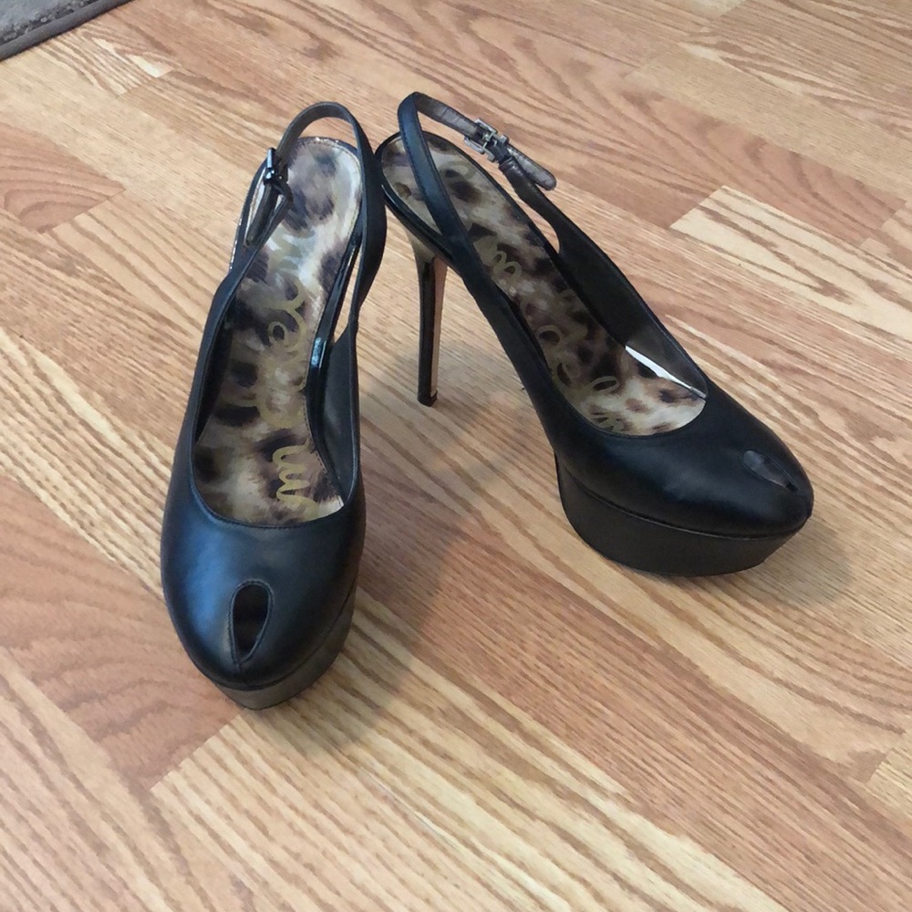 Heels - Picture 2 of 5